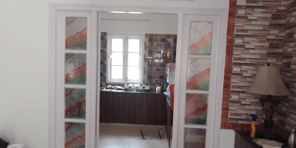 Advani Homestay Haora Bagian luar foto