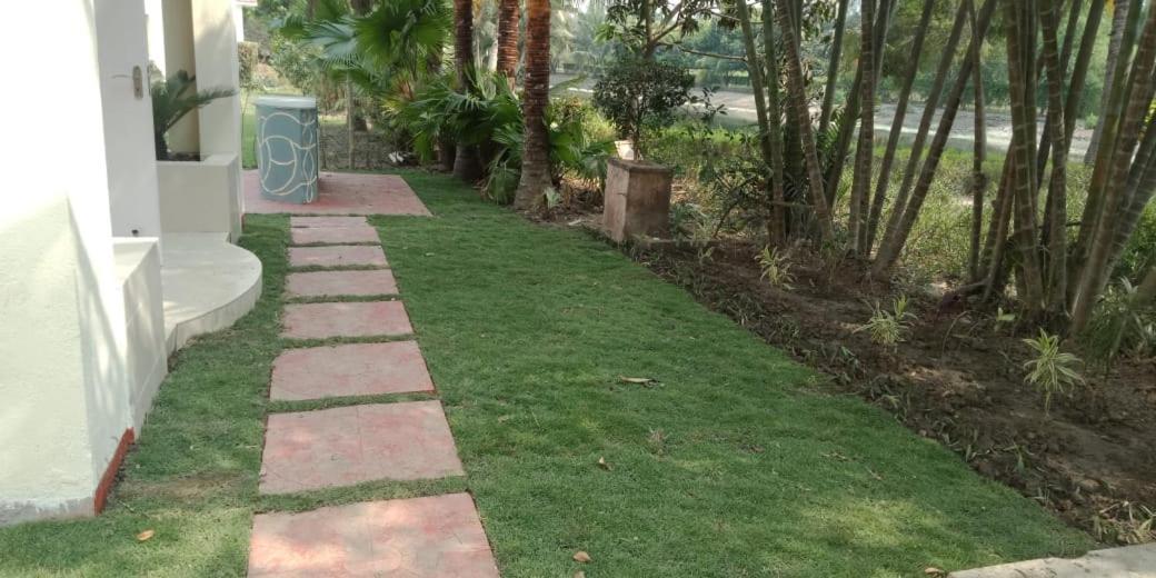 Advani Homestay Haora Bagian luar foto